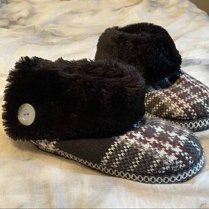 Muk Luks memory foam slippers